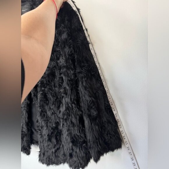 Theory Faux Fur Coat – Size Small - Picture 16 of 16